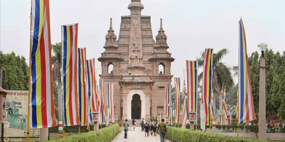 Sarnath Buddhist Pilgrimage Tour from Varanasi